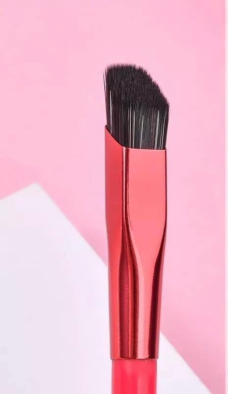 Professional Multi-purpose brush angled concealer Wild Square